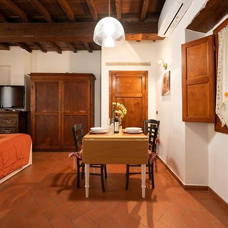 Keys Of Italy - Corsob 9 - Florentine Studio Close To Palazzo Vecchio Firenze Kültér fotó